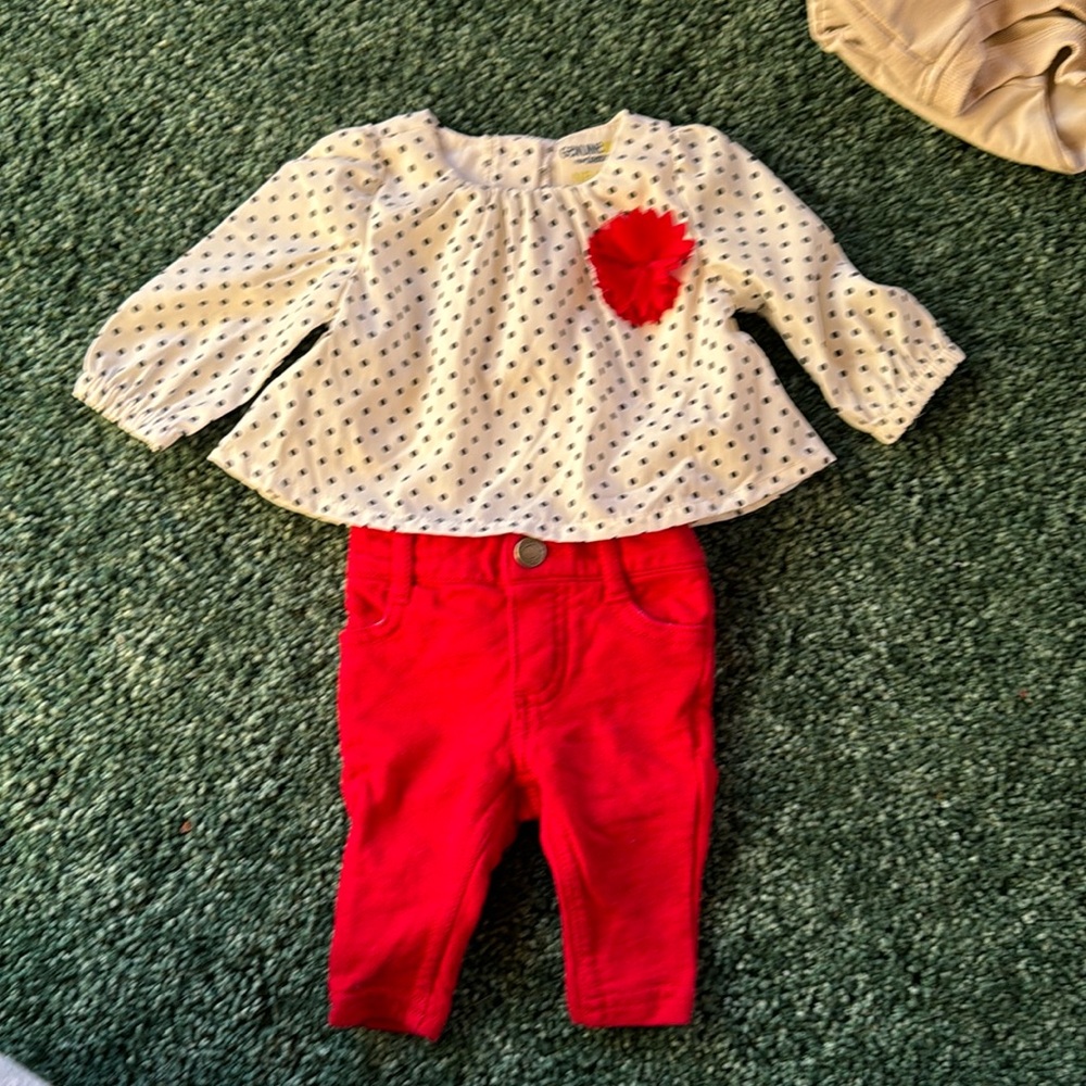 Newborn outfit